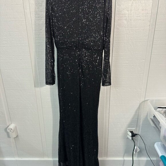 Ieena For Mac Duggal Black Sequin Faux Wrap Gown Size 10 NWT - Picture 10 of 13